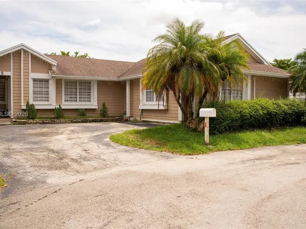 14045 SW 103rd Ter, Miami, FL 33186