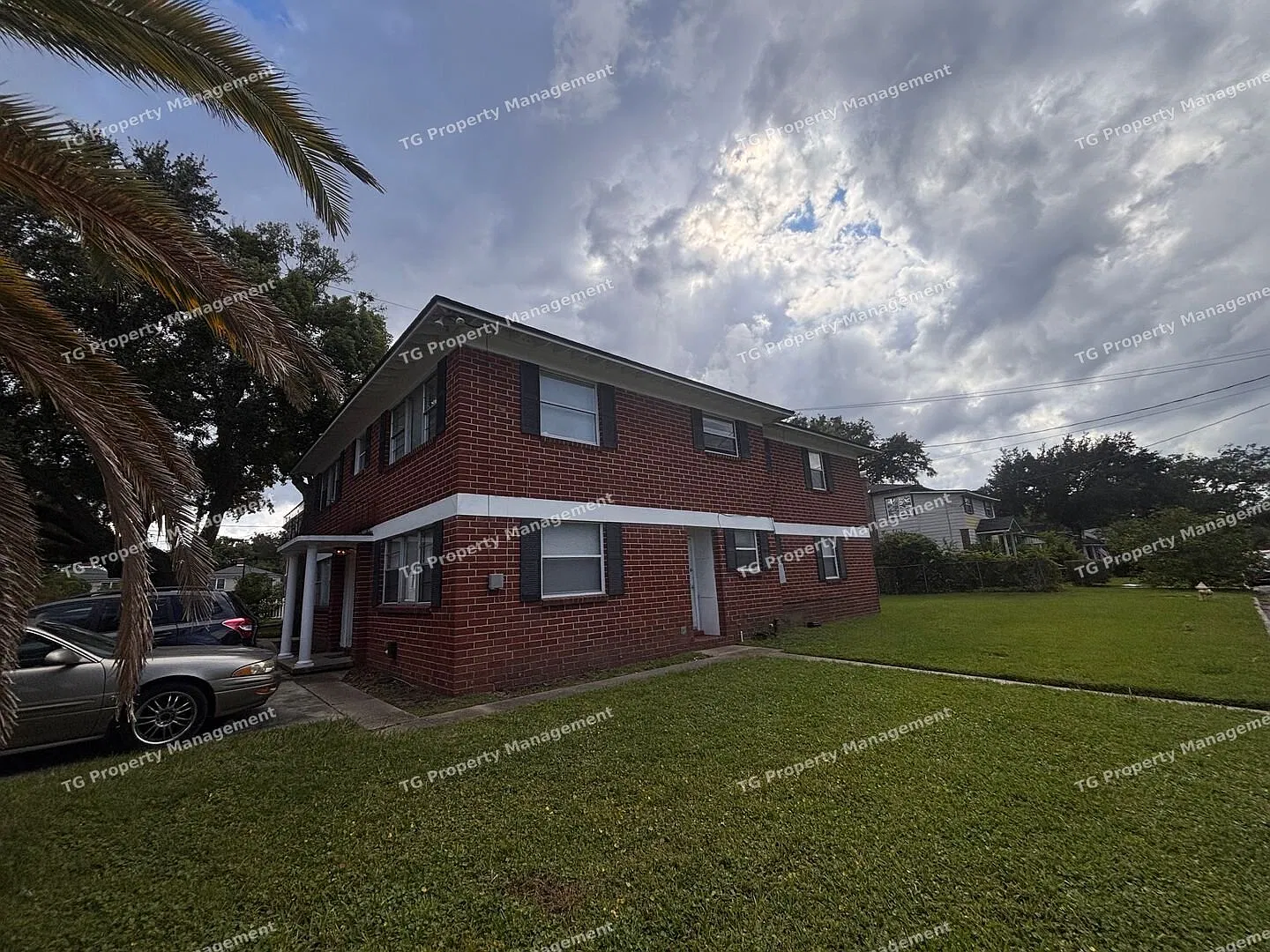 Charming 1-Bedroom Near Riverside & Downtown! Lawn & Pest Included! Private Owner! Pets will be C... — Photo 2