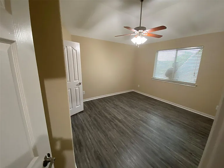 4903 Summer Ridge Dr — Photo 21