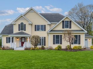 11 Mays Field Rd, Lunenburg, MA 01462