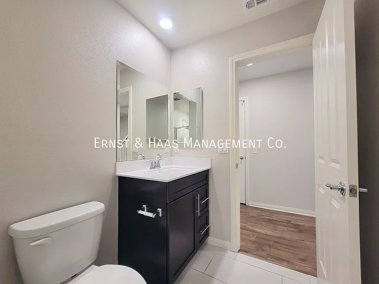 14414 Strawberry Ln #4 — Photo 31