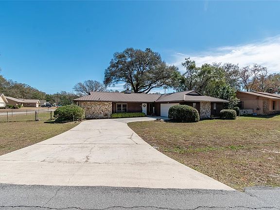 4th image of 2055 SE 50th Ter