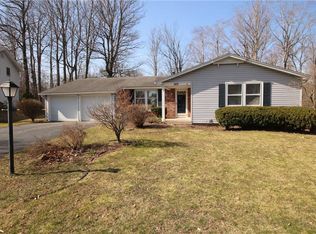 269 Bridgewood Dr, Rochester, NY 14612