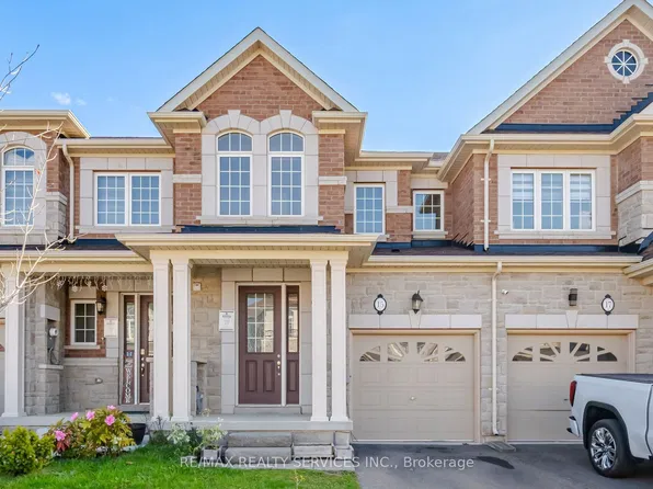 15 Dale Meadows Rd, Brampton, ON L7A 4Z8