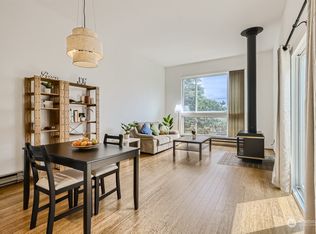5844 NE 75th St UNIT A305, Seattle, WA