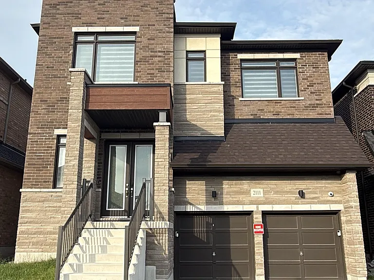 2111 Crystal Dr — Photo 1
