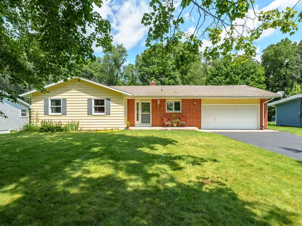 5204 Beech Ave, Kalamazoo, MI 49006