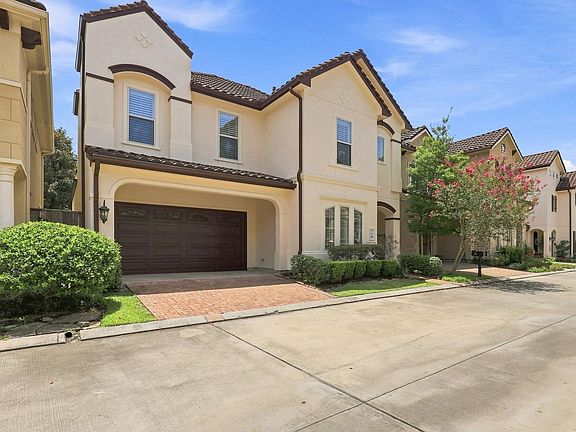 3rd image of 19 N Creekside Ct