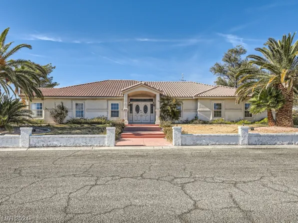 6750 W Oakey Blvd, Las Vegas, NV 89146
