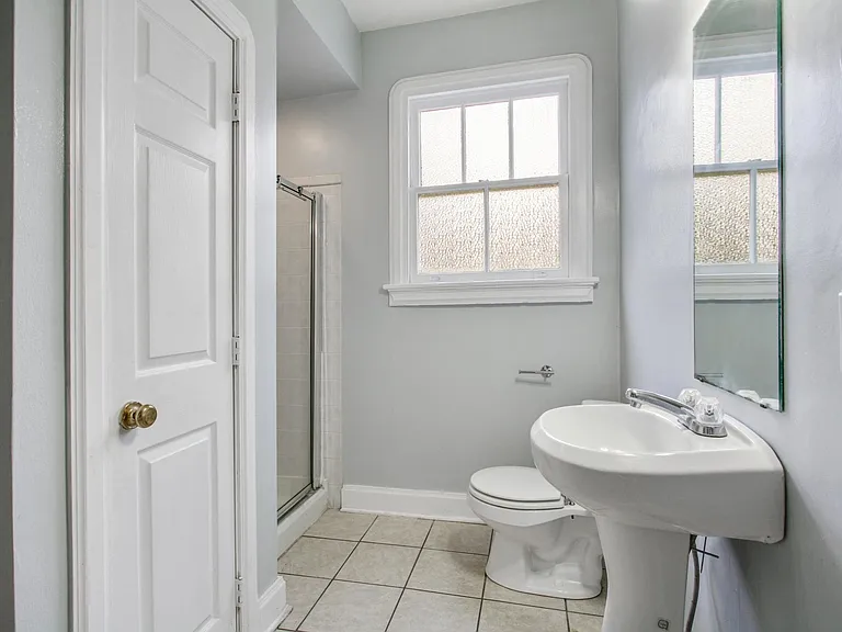 2102 S Carrollton Ave — Photo 7
