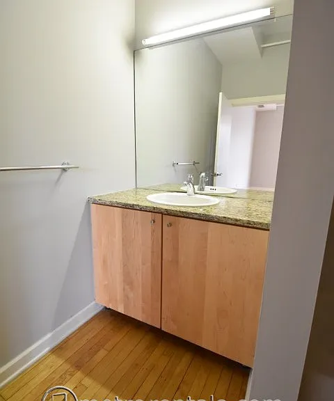 32 Warren St — Photo 21