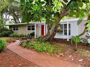 1523 Field Rd, Sarasota, FL 34231