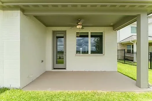 724 Lake Lacosta Dr — Photo 31