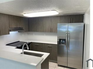 960 NW 15th St APT 4, Homestead, FL 33034