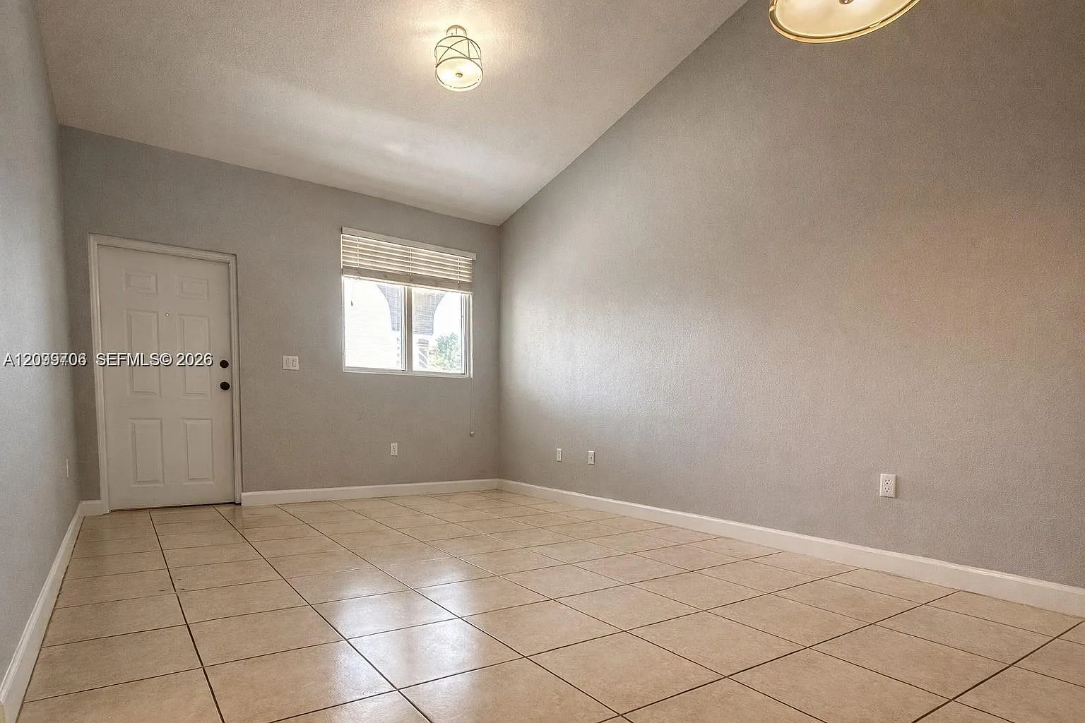 Shoma Condo At Keys Cove — Photo 3