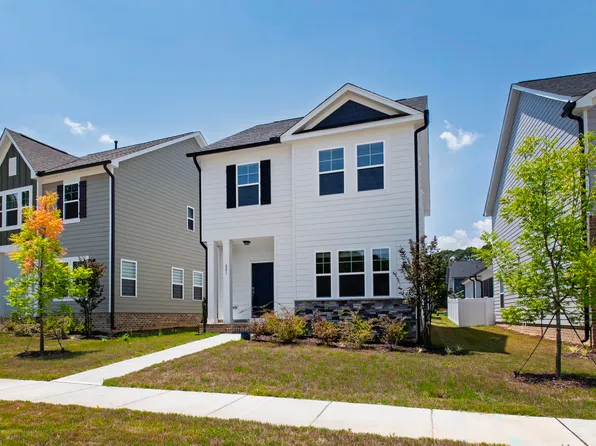 801 Portland Rose Dr, Knightdale, NC 27545