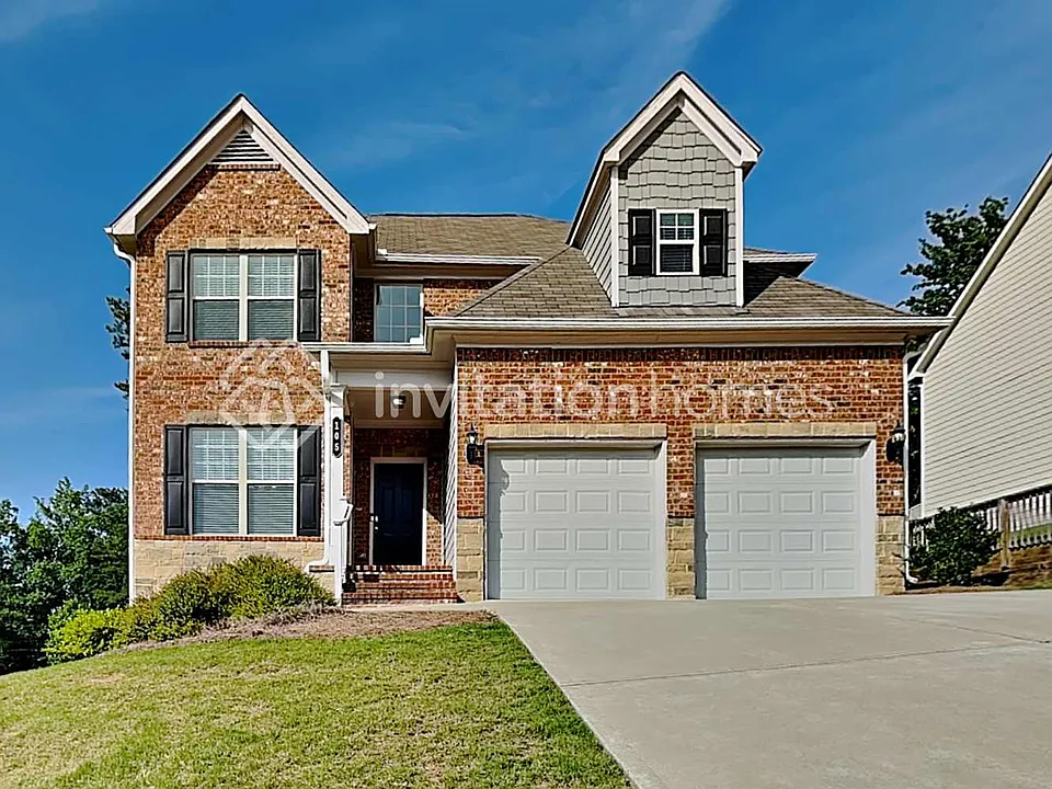 105 Moss Dr