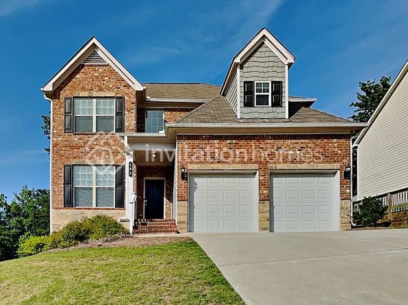 105 Moss Dr