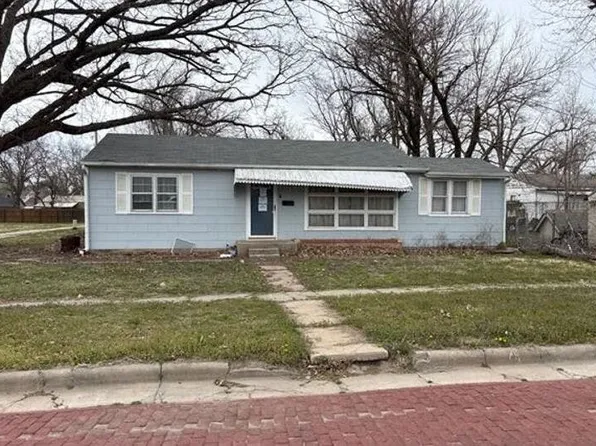 315 S Poplar St, Newton, KS 67114