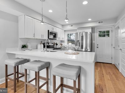 1153 Summit St NE, Washington, DC, 20002