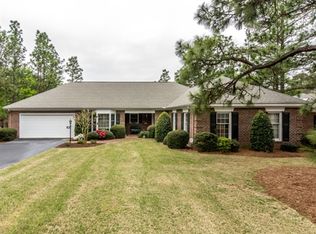 49 King St, Southern Pines, NC 28387