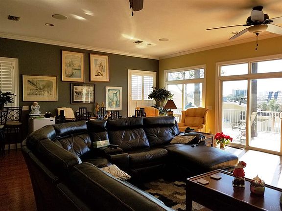 4th image of 5846 Ucita Ave #B