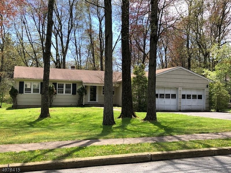 14 Whitewood Dr, Morris Plains, NJ 07950 MLS 3733382 Zillow