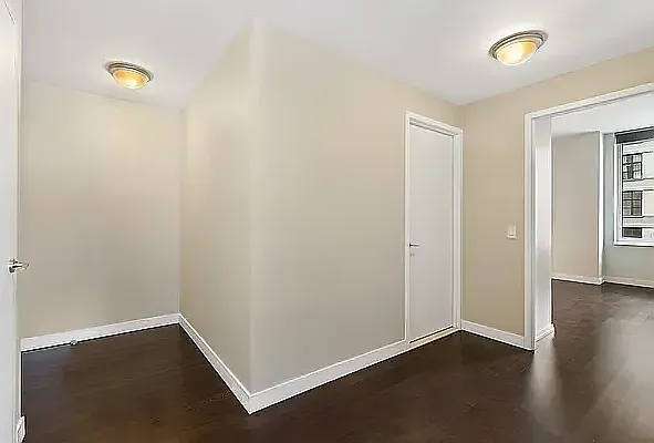 306 Gold St #3A — Photo 8