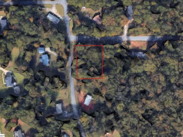 201 Elaine Dr, Piedmont, SC 29673