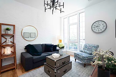 Sold by The InHouse Group