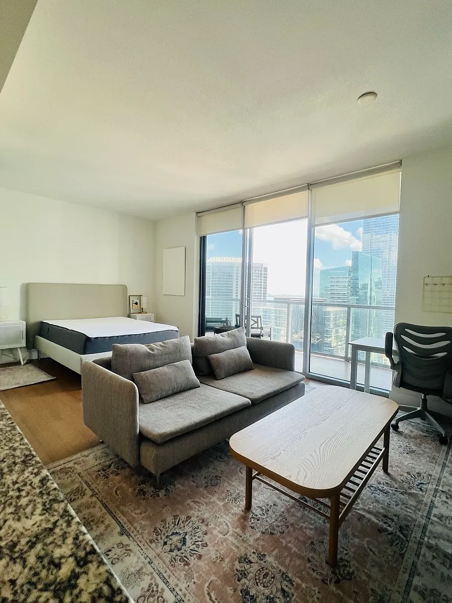 Building Photo - 1060 Brickell Ave #3709