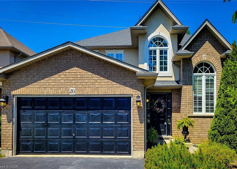 1st image of 26 Grassyplain Dr