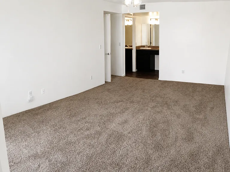 Rio Cancion Apartments — Photo 46