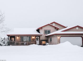 13754 E Hay Wagon Way, Palmer, AK 99645