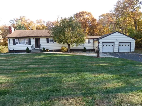 19 Meadow Brook Drive, Monroe, CT 06468