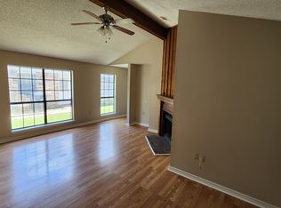 3243 King Bradford Dr, Baton Rouge, LA 70816
