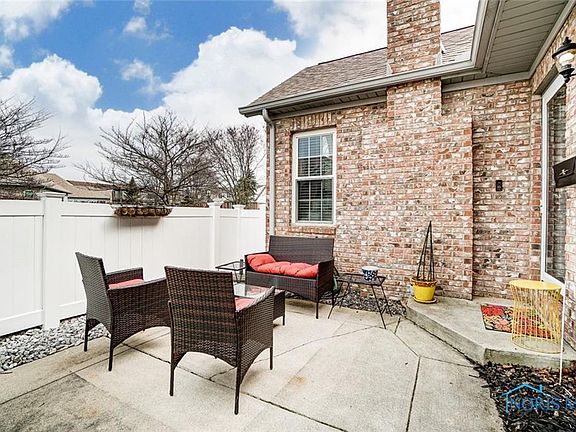 4th image of 2236 Fox Run Cir #U12-45