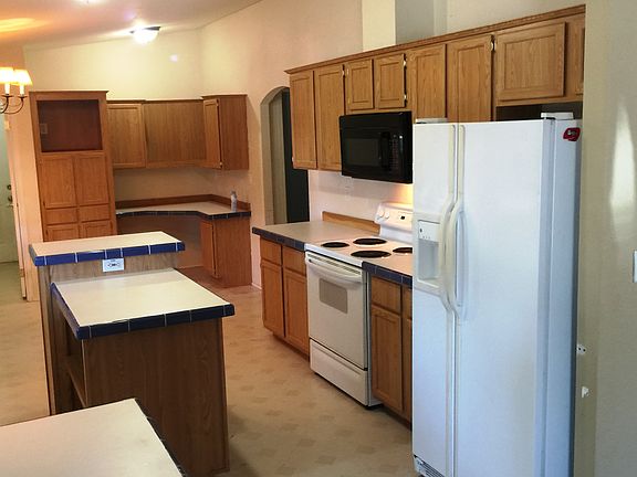 3rd image of 4003 E 24th Ave