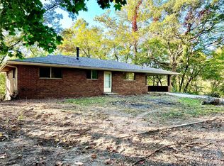 6800 Loyet Rd, Collinsville, IL 62234