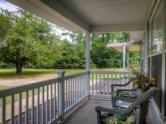 2nd image of 1412 County Road 1147 N