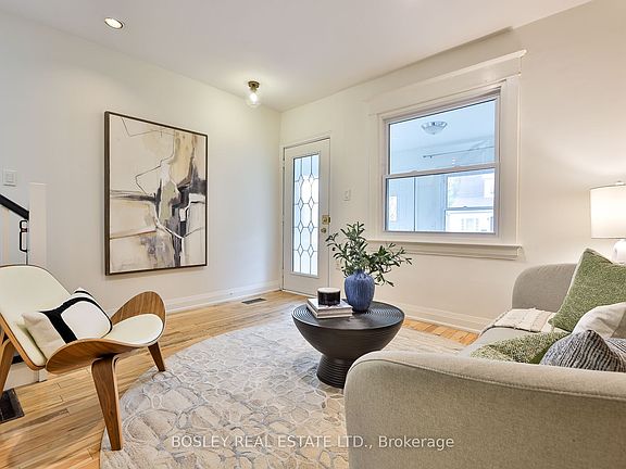 5th image of 32 Mountalan Ave