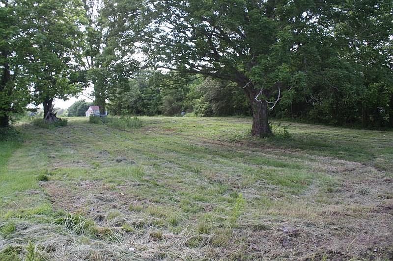 2nd image of 77 Lawson Hester Rd