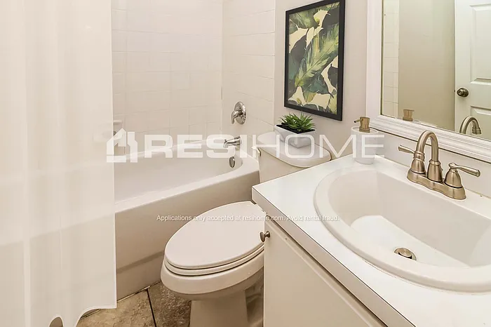 1837 Lacy Ln — Photo 10