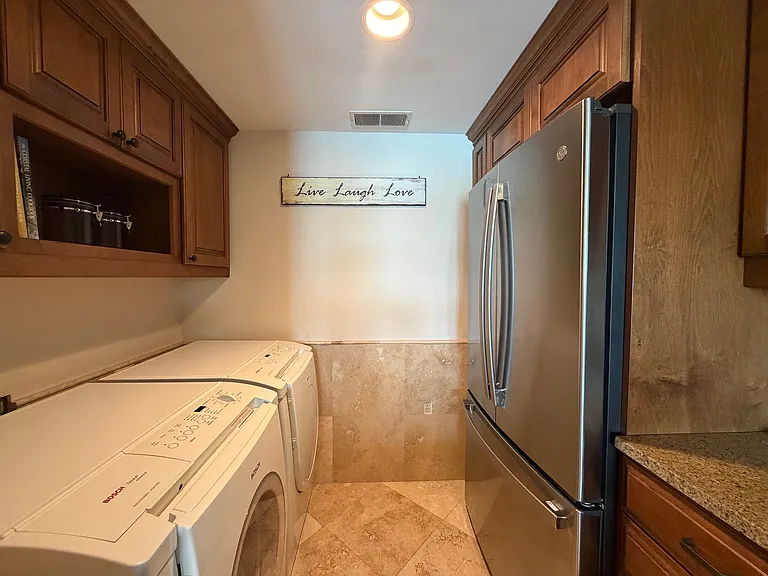 2 Shelter Cove Ln — Photo 7