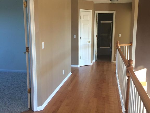 2nd Floor open air hall to bedrooms