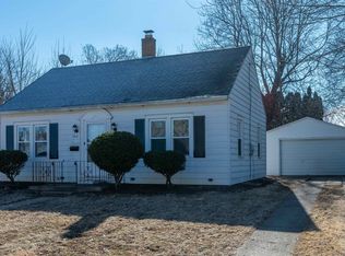 205 Sunset Ln, Mount Morris, IL 61054