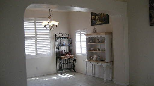 5th image of 439 Bluebell Ct