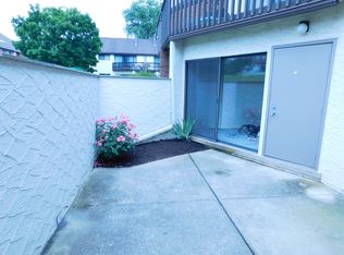 1072 Lancaster Blvd APT 12, Mechanicsburg, PA 17055