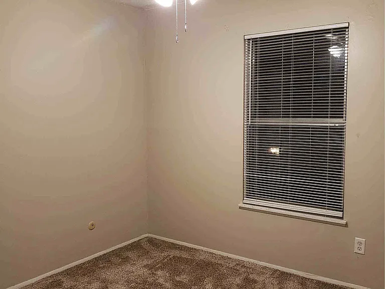 17343 Independence Ct — Photo 10