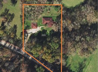 5630 Griffiths Rd, Dodgeville, WI 53533